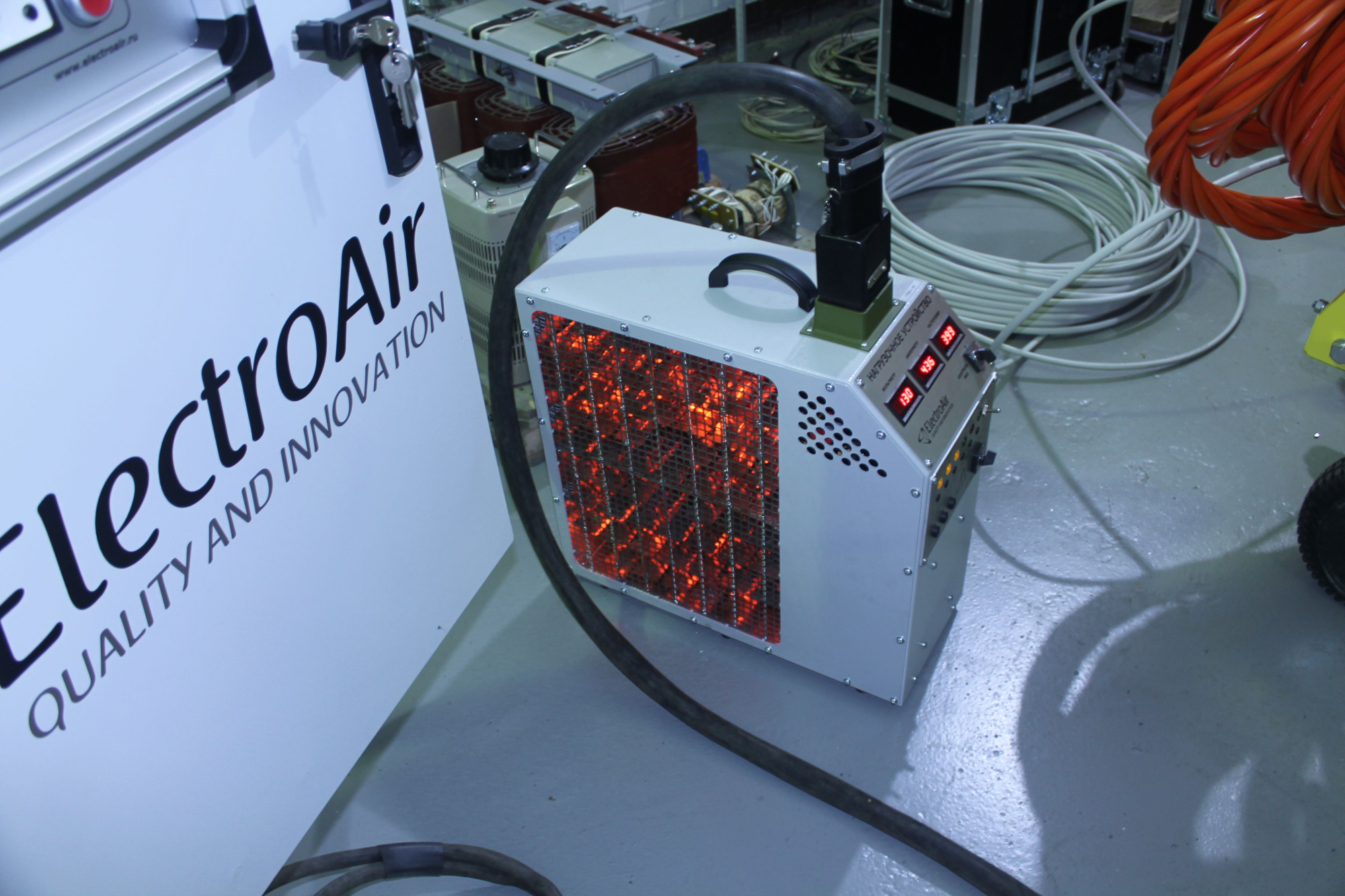 Аэродромное нагрузочное устройство EAL-400